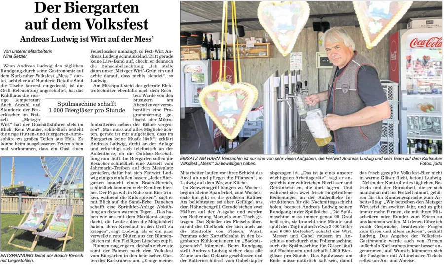 Der Biergarten auf dem Volksfest